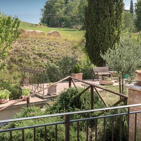 Alloggio per agriturismo Dolce Sentire *
